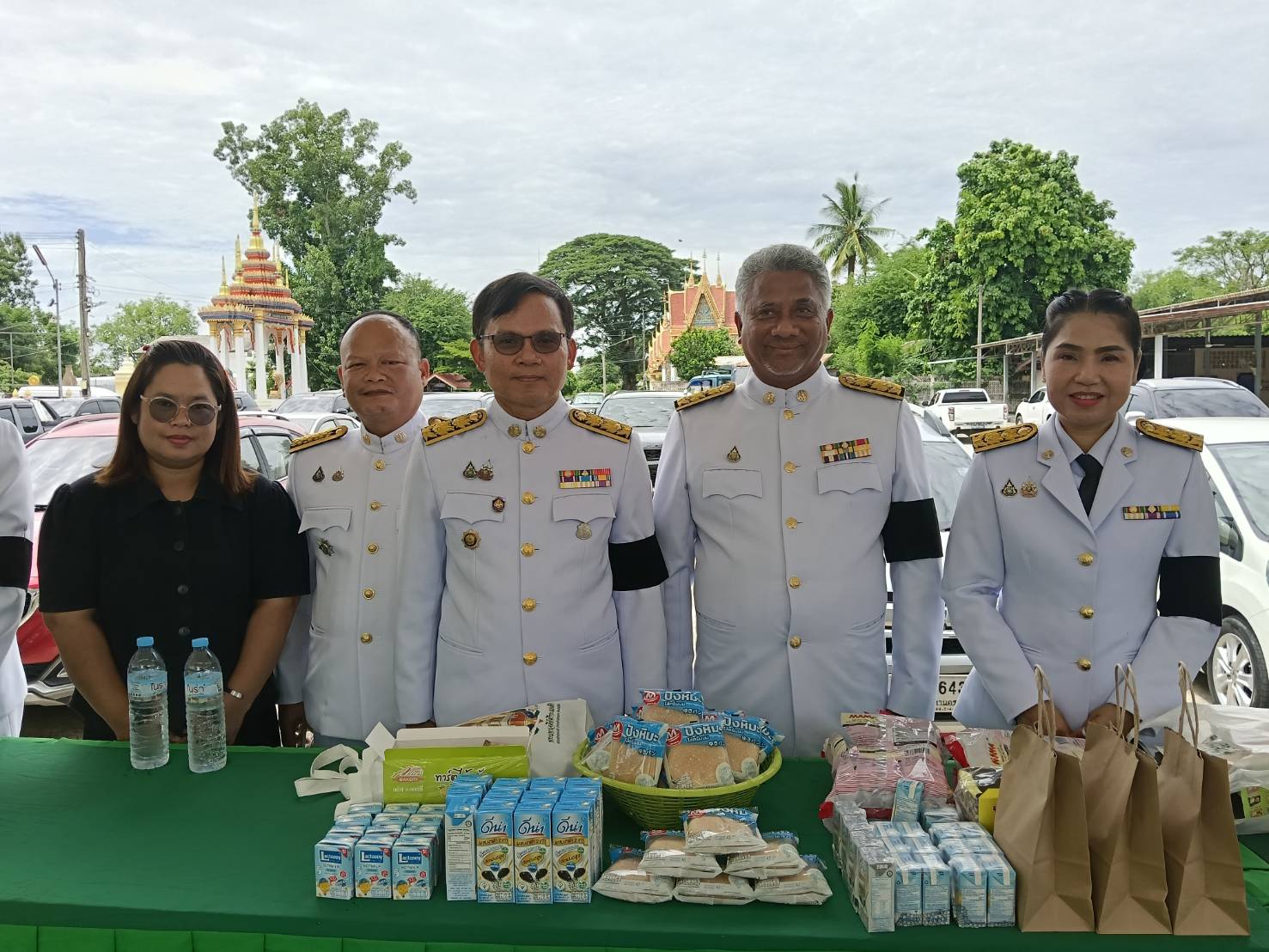 CDD LAMPLAIMAT : GROWTH TEAM LAMPLAIMAT BURIRAM 📣 พช.ลำปลายมาศ ร่วมพิธีบำเพ็ญกุศลและทำบุญตักบาตร ถวายเป็นพระกุศล แด่ สมเด็จพระเจ้าลูกเธอ เจ้าฟ้าพัชรกิติยาภาฯ ครบ 7 วัน (สัตตมวาร)