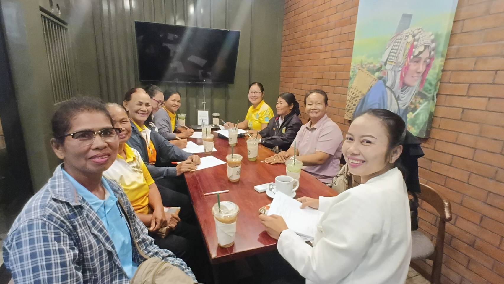 CDD LAMPLAIMAT : GROWTH TEAM LAMPLAIMAT BURIRAM📣พช.ลำปลายมาศ ลงพื้นที่ดำเนินการประชุมคณะทำงานขับเคลื่อนกองทุนพัฒนาบทบาทสตรีตำบลโคกกลาง