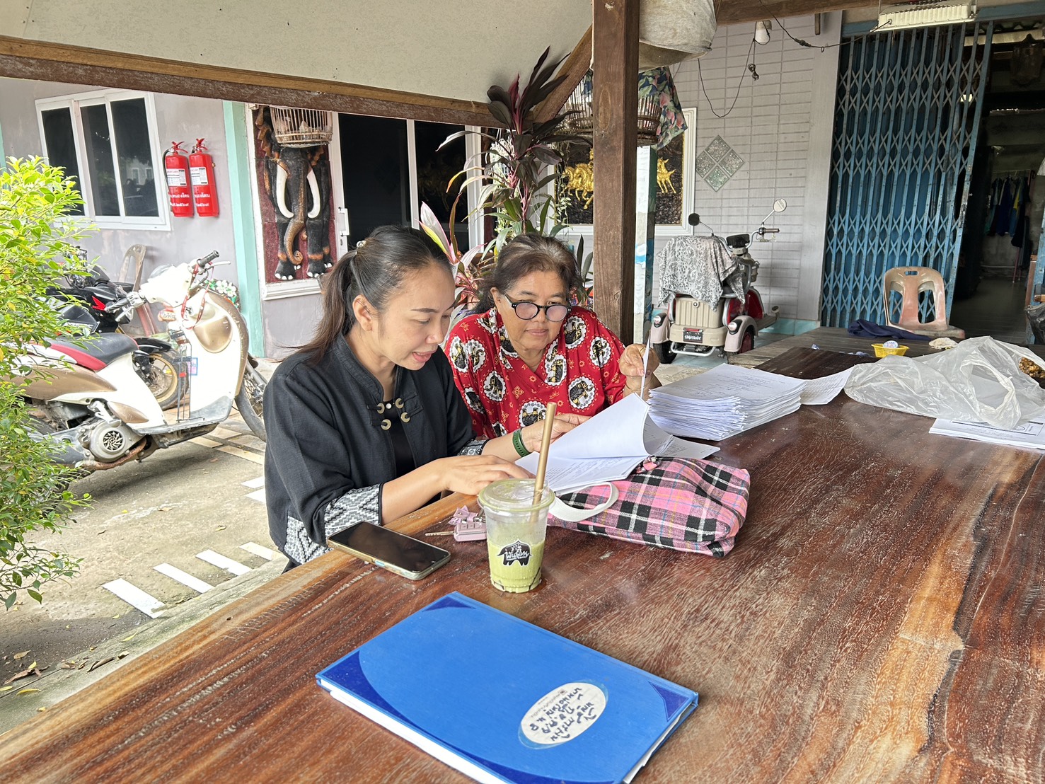 📣CDD LAMPLAIMAT : GROWTH TEAM LAMPLAIMAT BURIRAM พช.ลำปลายมาศ ลงพื้นที่ติดตามและสนับสนุนการดำเนินงานโครงการแก้ไขปัญหาความยากจน (กข.คจ.) บ้านบ่อใหญ่ หมู่ที่ 8 ตำบลหนองโดน